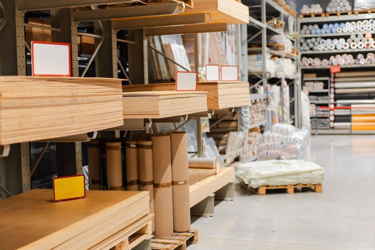 リフォーム材料で後悔しない選び方と建材比較表