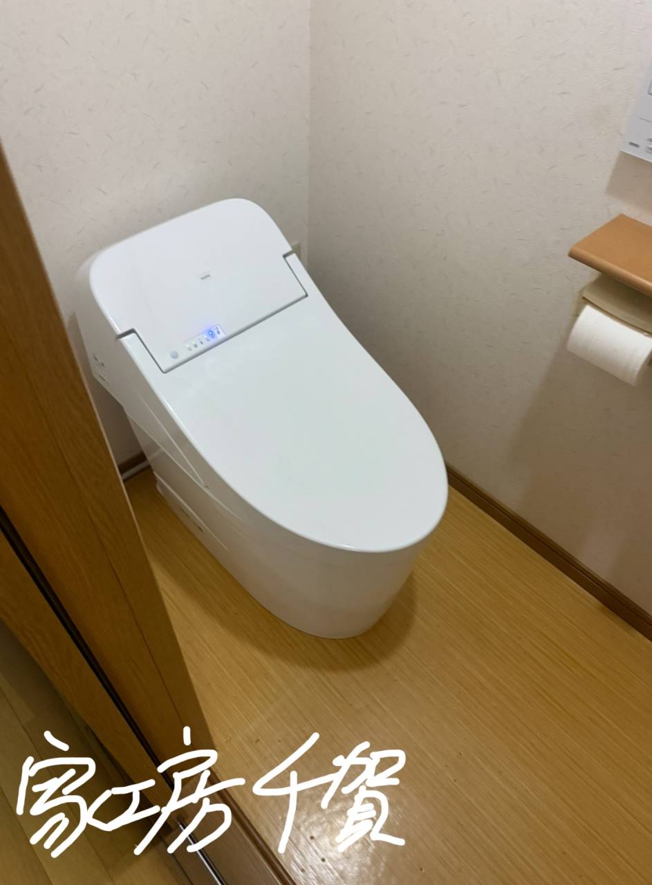 施工事例　漏水調査→部品供給不可→からのタンクレストイレから→ タンクレス調トイレへの改修リフォーム